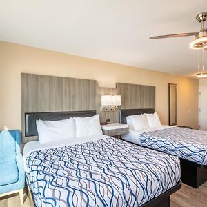 Two Queen Beds Ocean View Deck Ground Floor